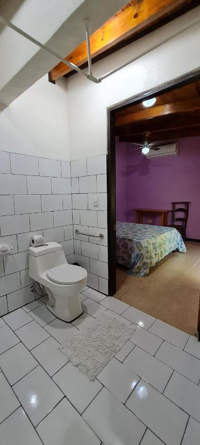 Ciudad Perdida Ecolodge Cahuita Buitenkant foto