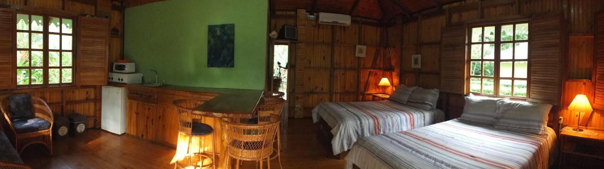 Ciudad Perdida Ecolodge Cahuita Buitenkant foto